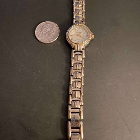 Introducing the exquisite Ladie’s Carriage Brand Watch with Indiglo! 🌟 - Picture 6 of 8